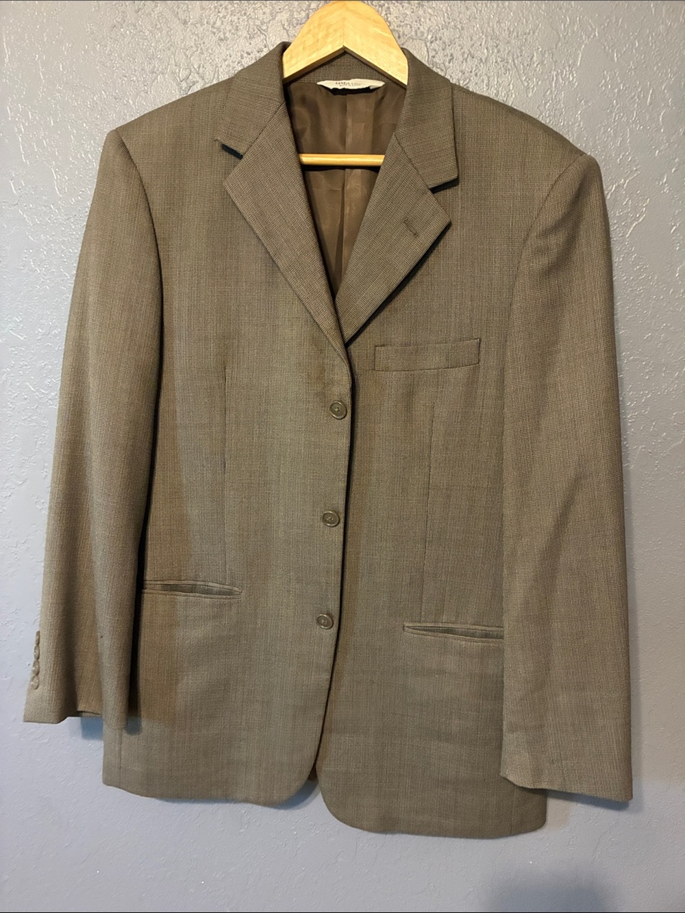 Men's Classic Single-Breasted Sport Coat Blazer in Taupe